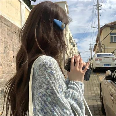 在你身边笑对明天